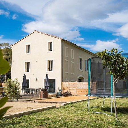 Domaine De Merins, 10 Couchages Avec Piscine, Face A La Riviere, A 4Km De La Plage Fleury  Exterior foto
